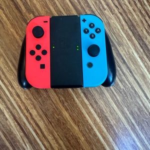 Nintendo Switch Joycons with connecting Controller